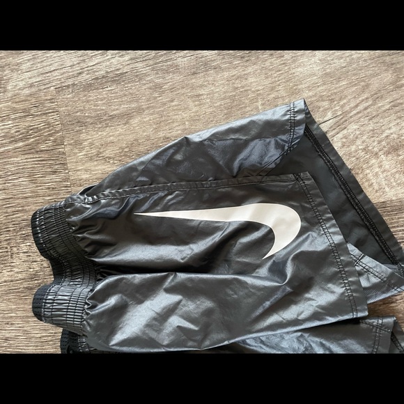 Ladies Black Nike Shorts - Picture 2 of 2